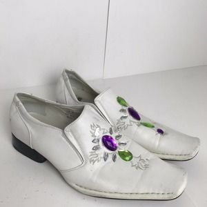 Vintage Winston White Pointed Toe Loafer